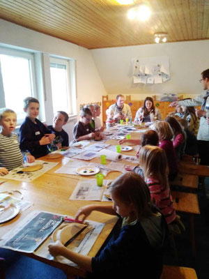Beim Basteln
