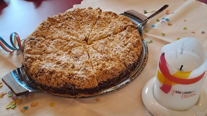 Bild einer selbst gebackenen Torte