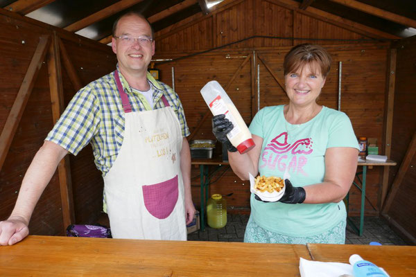 Besetzung an der Pommes-Bude