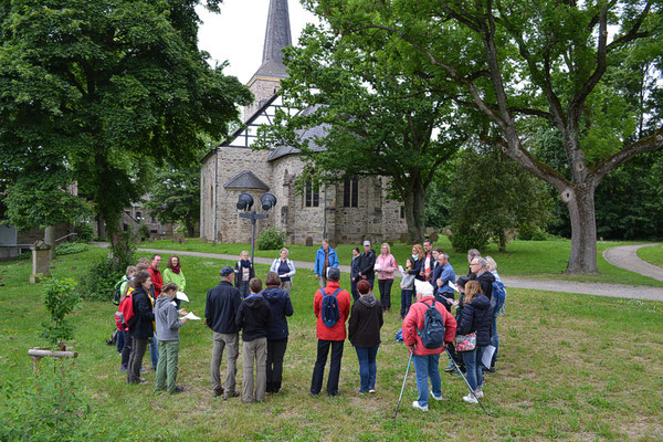 Einführung an der Stiepeler Dorfkirche