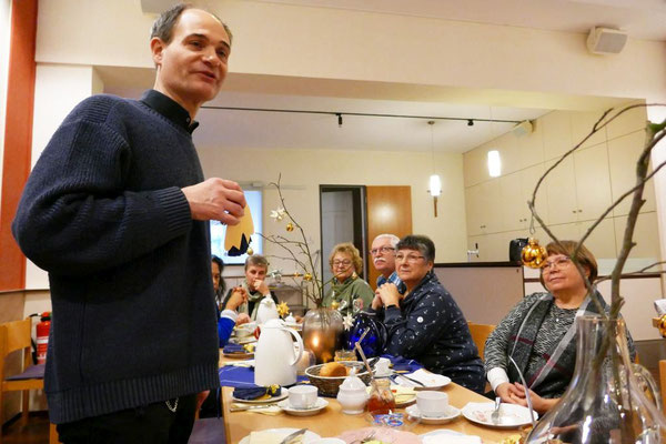 Pfr. Holger Schmitz dankt allen Beteiligten