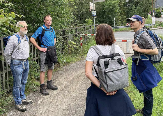 Auf der Bahntrasse an der Quellenburgstraße
