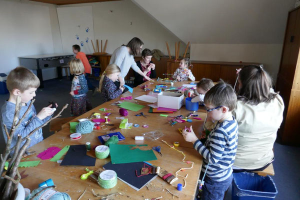 Bastelarbeiten der Kinder