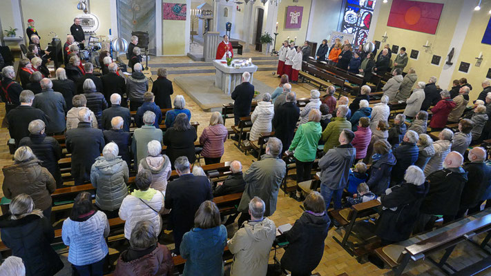 "Volles Haus" beim Palmsonntags-Gottesdienst