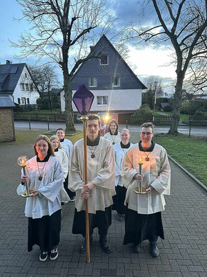 Einzug in die Kirche