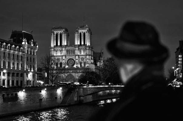 ... visits Notre Dame
