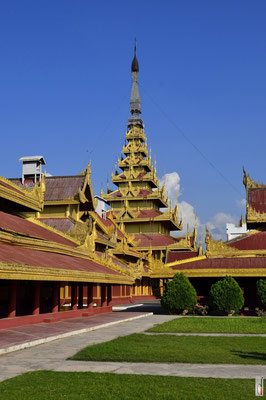 Mandalay Palace  (Königspalast Mandalay)  
