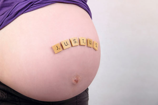 Babybauchfotografie Babybauchfotos von Vajus Fotografie Fotos in Kerpen Frechen Hürth Pulheim Erftstadt Erftkreis Köln 