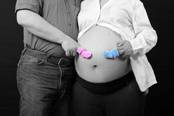 Babybauchfotografie Babybauchfotos von Vajus Fotografie Fotos in Kerpen Frechen Hürth Pulheim Erftstadt Erftkreis Köln 