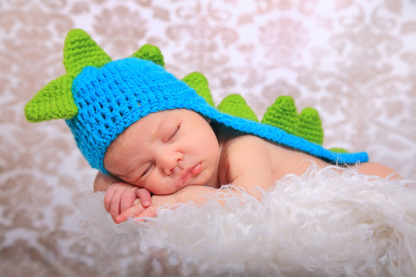 Neugeborenenfotografie Newborn von Vajus Fotografie Fotos in Kerpen Frechen Hürth Pulheim Erftstadt Erftkreis Köln 