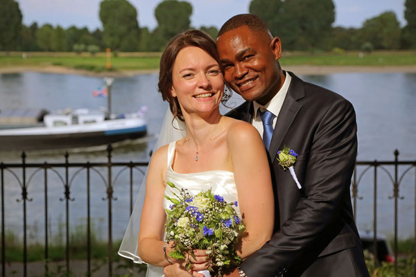Hochzeitsfotografie Hochzeitsfotos Weddingfotos von Vajus Fotografie Fotos in Kerpen Frechen Hürth Pulheim Erftstadt Erftkreis Köln 