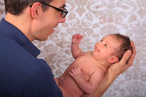 Neugeborenenfotografie Newborn von Vajus Fotografie Fotos in Kerpen Frechen Hürth Pulheim Erftstadt Erftkreis Köln 