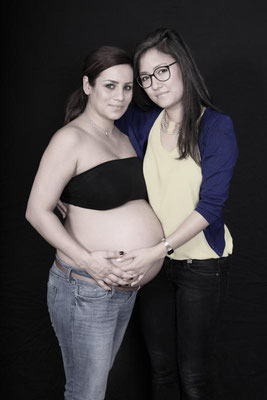 Babybauchfotografie Babybauchfotos von Vajus Fotografie Fotos in Kerpen Frechen Hürth Pulheim Erftstadt Erftkreis Köln 