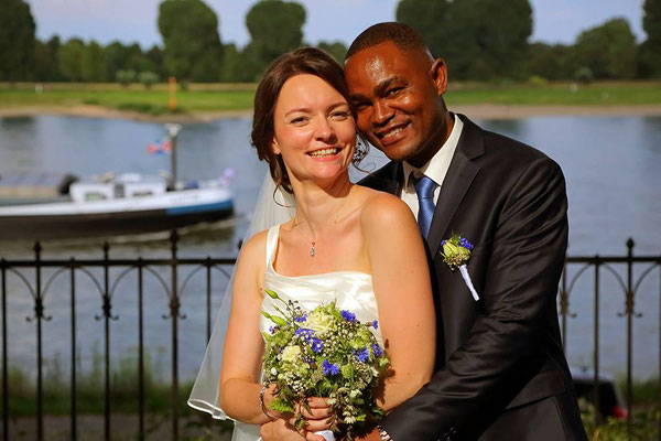 Hochzeitsfotografie Hochzeitsfotos Weddingfotos von Vajus Fotografie Fotos in Kerpen Frechen Hürth Pulheim Erftstadt Erftkreis Köln 