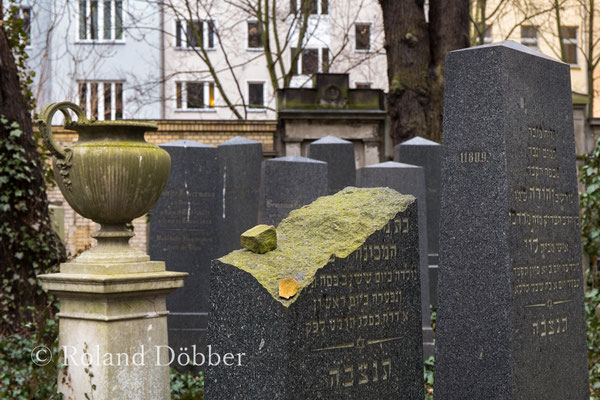 Jüdischer Friedhof Schönhauser Allee / Berlin - Prenzlauer Berg / April 2015