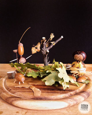Basteln mit Kastanien, Eicheln, Laub und Holz