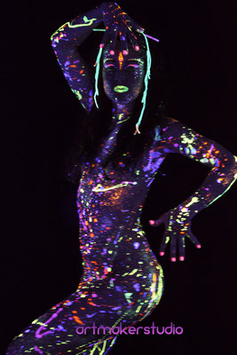 Flour abstract body painting Masrid Sesiones Foto Luz Negra artmakerstudio Madrid