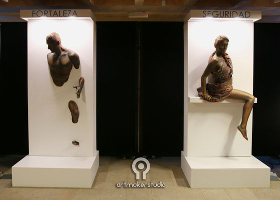 Esculturas de bronce vivientes. Body Painting by Astmakerstudio. Live sculptures coming from wall