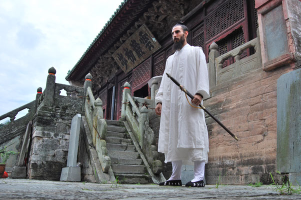 Maestro Zi Xiao en los templos de Wudang