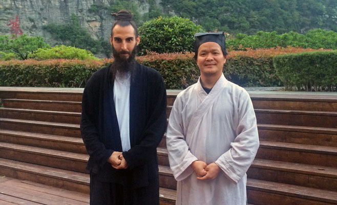 Maestro Zi Xiao con el Maestro Tang Li Long
