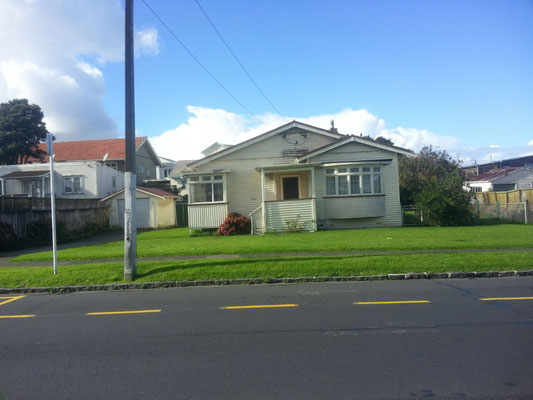 Typisches Vorortshaus in Auckland