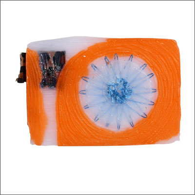 "Schwelle_2", 2025, 12 cm x 16 cm x 2 cm