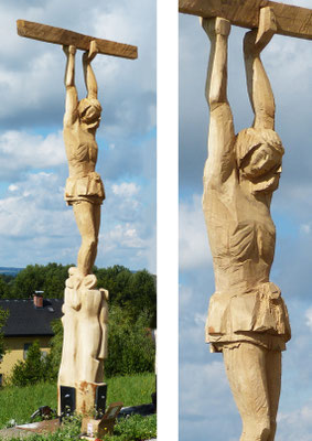 "Er trägt sein Kreuz - tragt Ihr Ihn auch?"  Eiche, h. 420 cm, verkauft