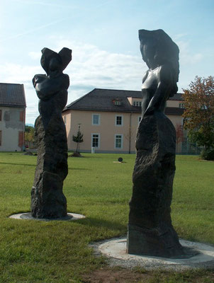 "Vorfahren Metamorphosen"  Diabas auf Bronze, h. 220 cm, verkauft