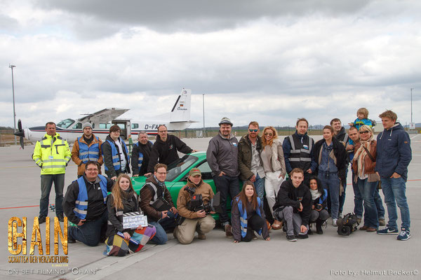  Dreharbeiten zu CHAIN - Schatten der Verzweiflung  Foto: Helmut Becker — mit Harry Besel, Marco Mansheimer, Arr Harrt und 15 weiteren Personen.