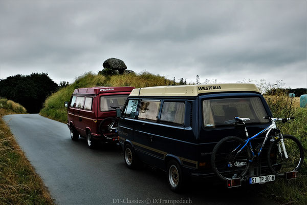 Mit VW T3 Bullis zu den Hügelgräbern auf Mön.