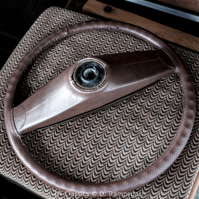Revision: Belederung vom originalen Serienlenkrad des VW T3