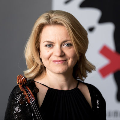 CLAUDIA KUGI-KRABATSCH 2. Violine