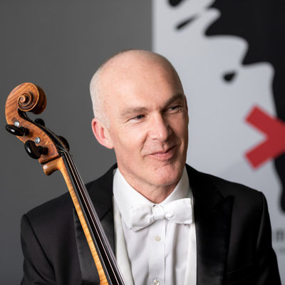 MARCUS POUGET Solocellist