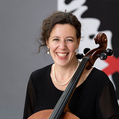 SUSANNE MÜLLER Violoncello