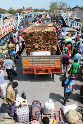 Traversée du lac Victoria - arrivée à Mwanza