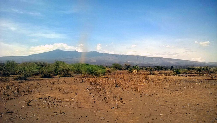 Le Ketumbeine au loin