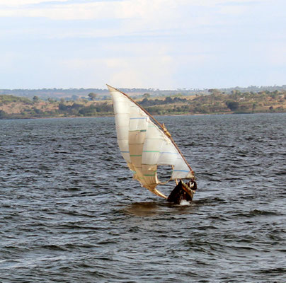 Traversée du Lac Victoria vue 02