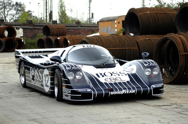 Fahrzeugbeschriftung Porsche 962 (copyright: FeLu Werbetechnik)