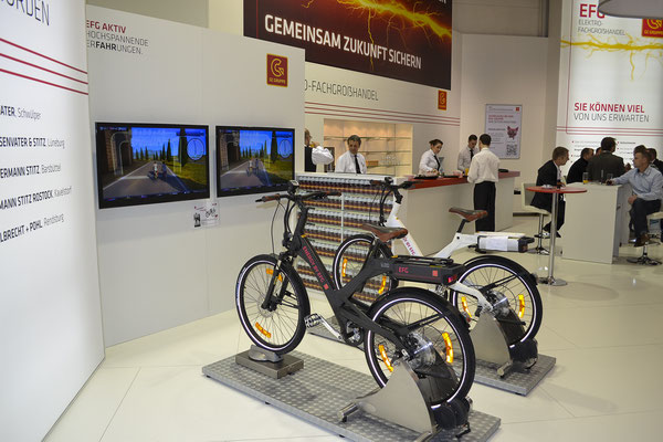 PedelecSimulator als Doppelmudul auf einer Messe