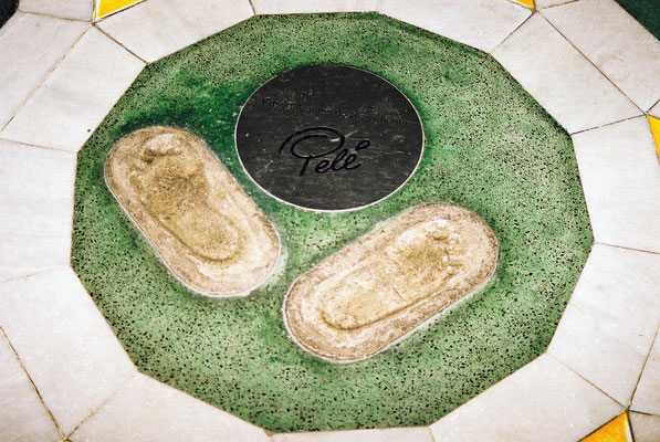 Les pieds de Pelé au Maracana, Rio.