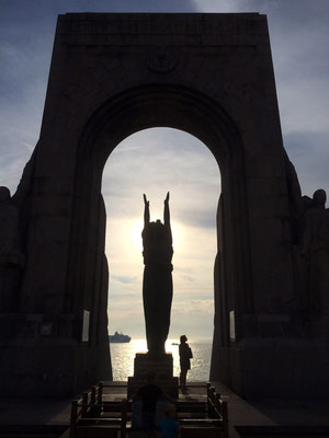 Monument des rapatriés sur la Corniche de Marseille