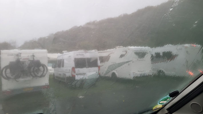 Stellplatz Etretat am Morgen