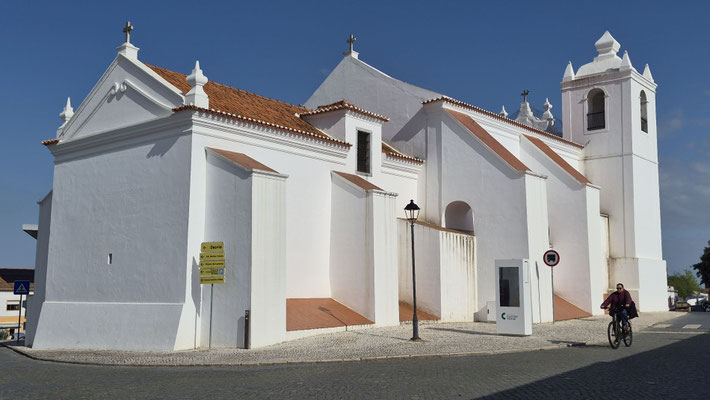 Kirche, nicht Basilika