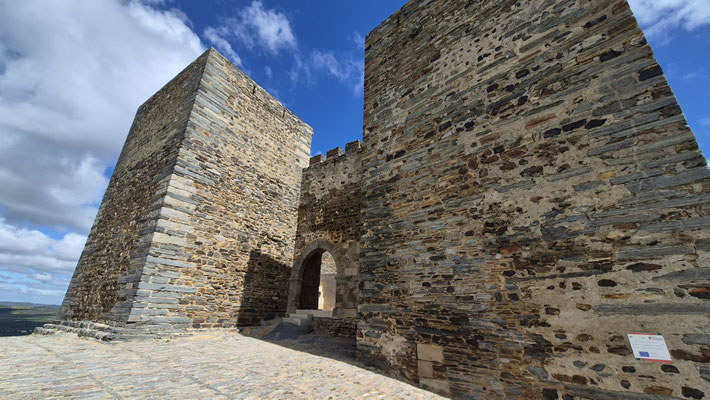 Burg Innenhof