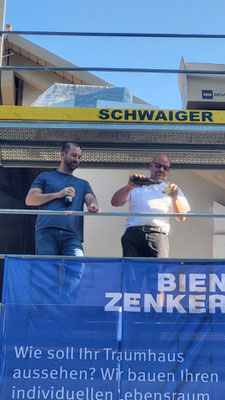 Oliver und Bauleiter