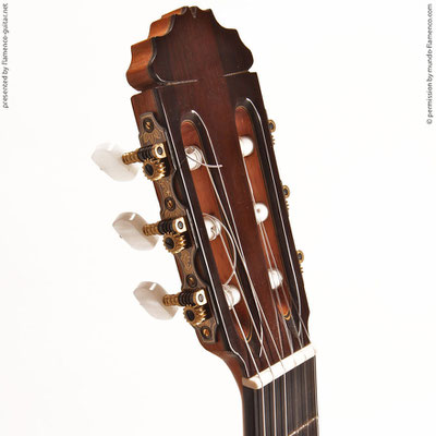 MANUEL REYES HIJO | GUITAR  GITARRE | 2010  | HEADSTOCKS | GITARREN-KOPF 