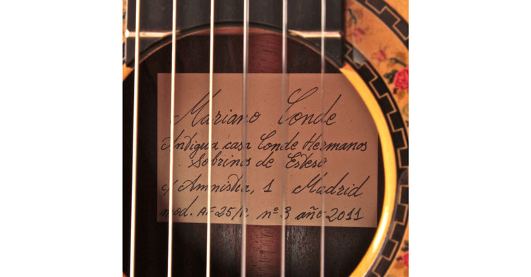 Mariano Conde 2011 - Guitar 1 - Photo 6