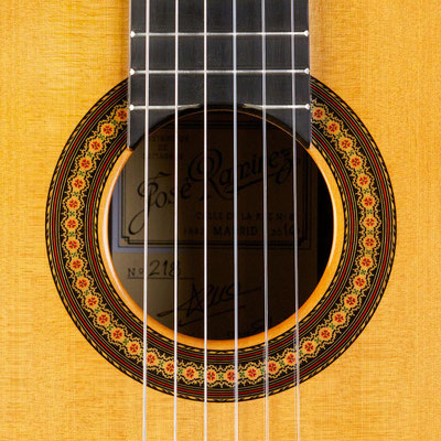 Jose Ramirez 2016 - Guitar 3 - Photo 9