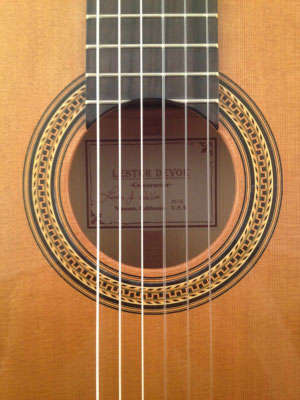 Lester Devoe 2012 - Guitar 3 - Photo 1