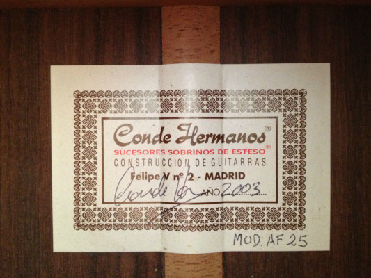 Hermanos Conde 2003 - Guitar 3 - Photo 2